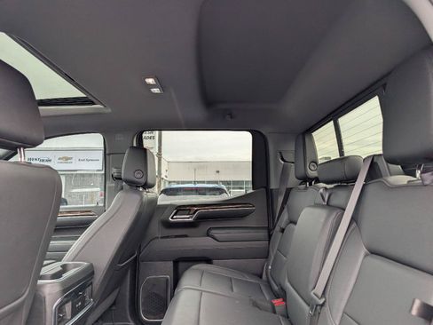Used 2024 GMC Sierra 1500 Elevation w/ Elevation Premium Package AWD/4WD image 10