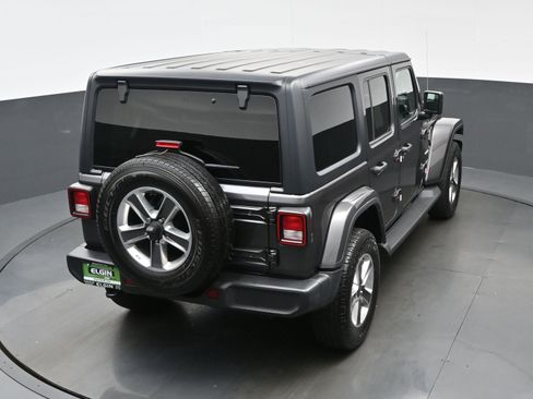 Used 2022 Jeep Wrangler Unlimited Sahara image 36