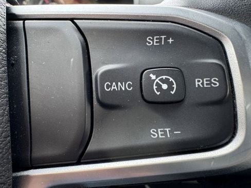 Used 2024 RAM 3500 Big Horn image 35