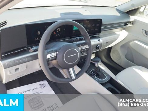 Used 2026 Hyundai Kona SE FWD image 14