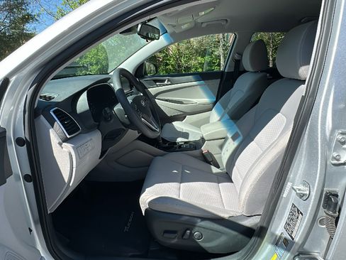 Used 2019 Hyundai Tucson Value AWD/4WD image 12