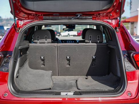 Used 2024 Chevrolet Trax RS w/ Driver Confidence Package image 27