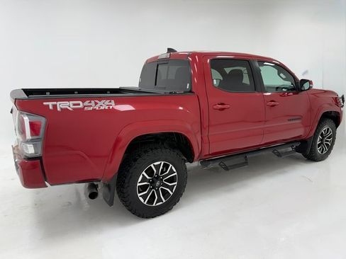 Used 2022 Toyota Tacoma TRD Sport w/ Technology Package image 41
