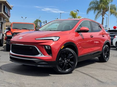 Used 2024 Buick Encore GX Sport Touring w/ Comfort Package image 2