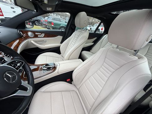 Used 2019 Mercedes-Benz E 450 E450 4MATIC Sedan image 26