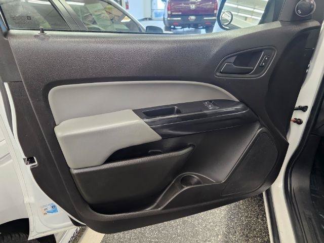 Used 2015 Chevrolet Colorado W/T RWD image 20