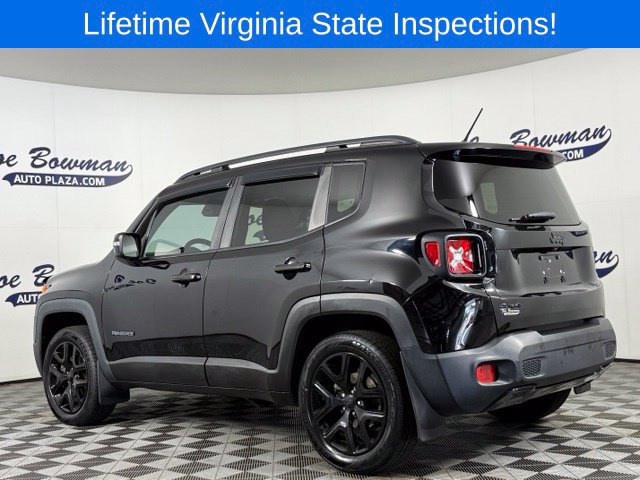 Used 2017 Jeep Renegade Altitude AWD/4WD image 9