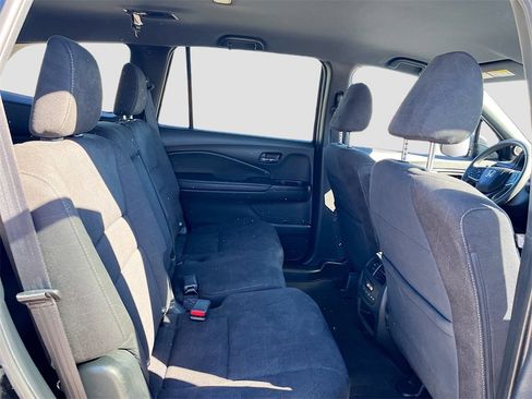Used 2022 Honda Pilot Sport image 28