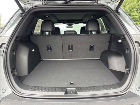 New 2026 Chevrolet Equinox ACTIV w/ Convenience Package III AWD/4WD image 15