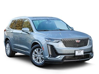 New 2025 Cadillac XT6 Luxury