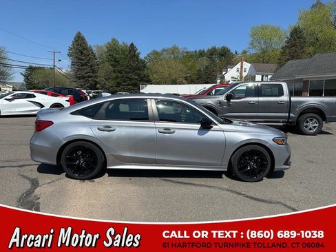 Used 2024 Honda Civic Sport image 6