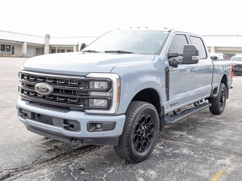Used 2024 Ford F250 Lariat w/ Lariat Ultimate Package image 3