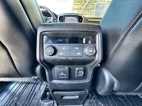 Used 2019 GMC Acadia Denali w/ Technology Package image 14