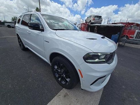 Used 2023 Dodge Durango R/T RWD image 2