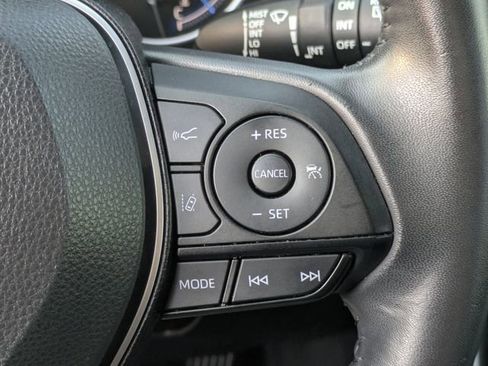 Used 2022 Toyota RAV4 XSE image 19