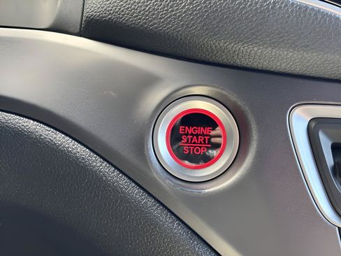 Certified 2022 Honda Pilot Sport image 19