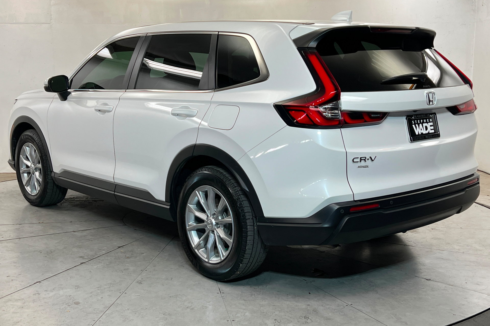 Used 2025 Honda CR-V EX-L image 3