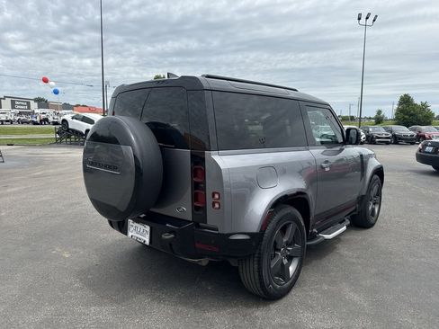 Used 2023 Land Rover Defender 90 X-Dynamic SE AWD/4WD image 13