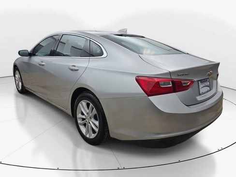 Used 2018 Chevrolet Malibu LT FWD image 9