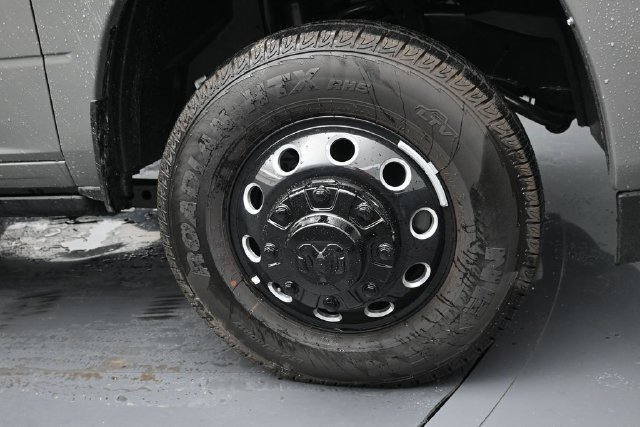New 2026 RAM 3500 Laramie AWD/4WD image 35