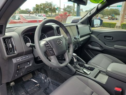 Used 2026 Nissan Frontier SV w/ SV Convenience Package image 18