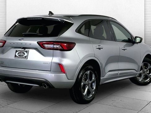 Used 2024 Ford Escape ST-Line image 13