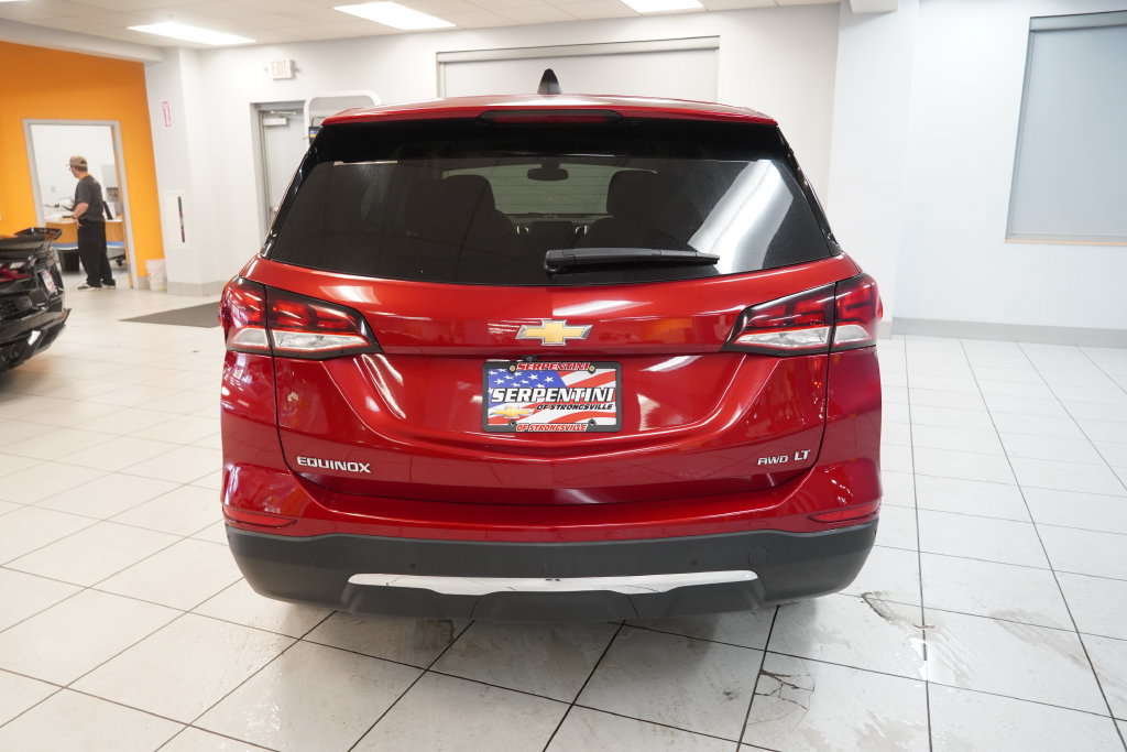 Used 2023 Chevrolet Equinox LT AWD/4WD image 5