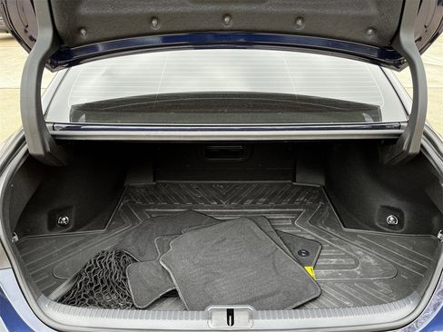 Used 2025 Lexus ES 300h w/ Premium Package image 28