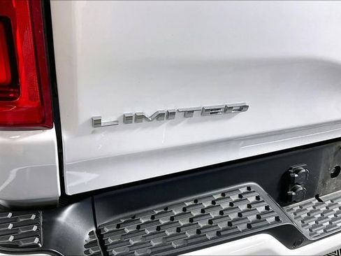 Used 2026 RAM 1500 Limited AWD/4WD image 22