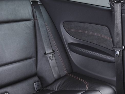 Used 2011 BMW 1 Series M RWD image 75