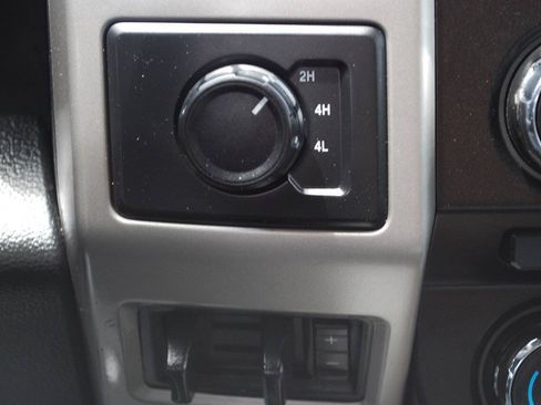 Used 2018 Ford F250 Lariat AWD/4WD image 31