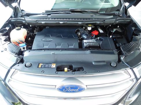 Used 2018 Ford Edge SEL w/ Equipment Group 201A AWD/4WD image 18