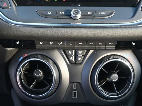 Used 2023 Chevrolet Blazer LT w/ Convenience Package image 18