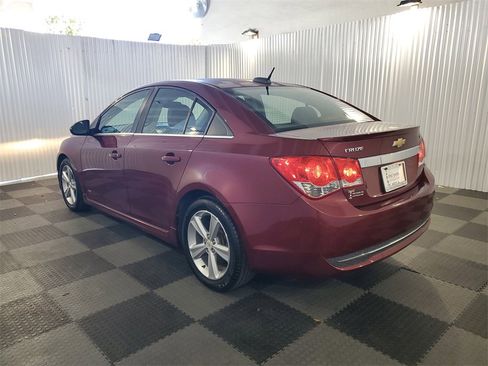 Used 2015 Chevrolet Cruze LT w/ RS Package image 4