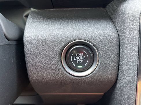 Certified 2024 GMC Acadia AT4 w/ Luxury Package AWD/4WD image 17