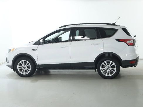 Used 2018 Ford Escape SE w/ Ford Safe & Smart Package image 38