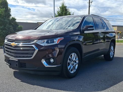 Used 2021 Chevrolet Traverse LT AWD/4WD image 3