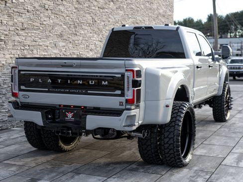 Used 2026 Ford F450 Platinum w/ Platinum Plus Package image 14