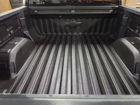 Used 2022 Chevrolet Silverado 1500 RST AWD/4WD image 14