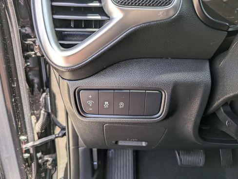 Certified 2023 Kia Soul LX w/ LX Technology Package FWD image 26