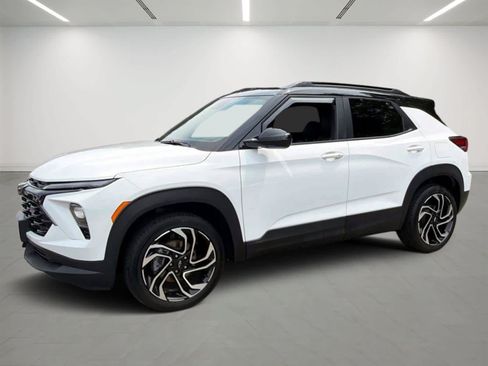 Used 2024 Chevrolet TrailBlazer RS AWD/4WD image 1