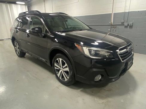 Used 2019 Subaru Outback 2.5i Limited AWD/4WD image 4