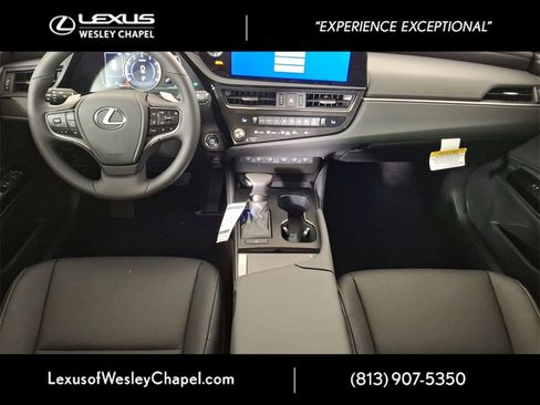 New 2025 Lexus ES 350 w/ Premium Package image 11