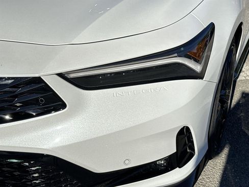 New 2026 Acura Integra A-Spec image 9