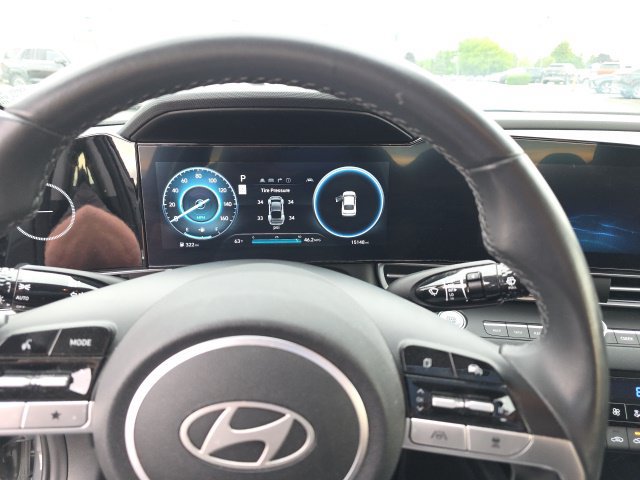 Used 2025 Hyundai Elantra SEL w/ Cargo Package FWD image 7