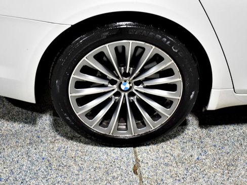 Used 2012 BMW 740i RWD image 33