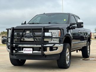 Used 2017 Ford F250 King Ranch w/ King Ranch Ultimate Package AWD/4WD video 3