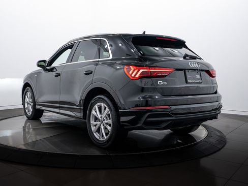 Certified 2025 Audi Q3 2.0T Premium Plus w/ Premium Plus Package image 5