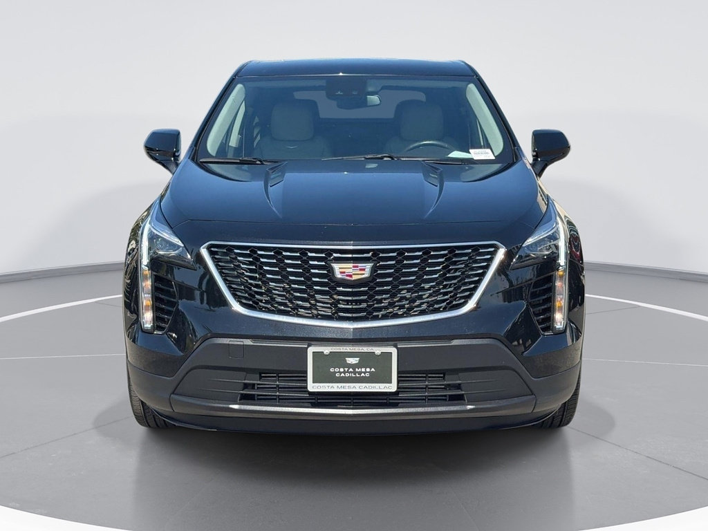 Certified 2023 Cadillac XT4 Luxury FWD image 2