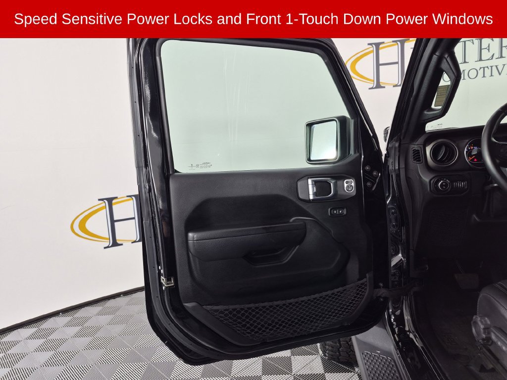 Used 2022 Jeep Gladiator Sport AWD/4WD image 14